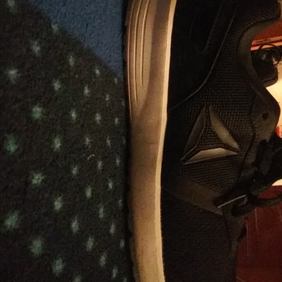 Shoes - Picture 2 of 4